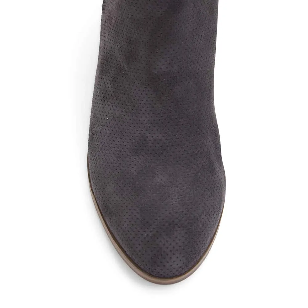 Dart Boot in Grey Suede