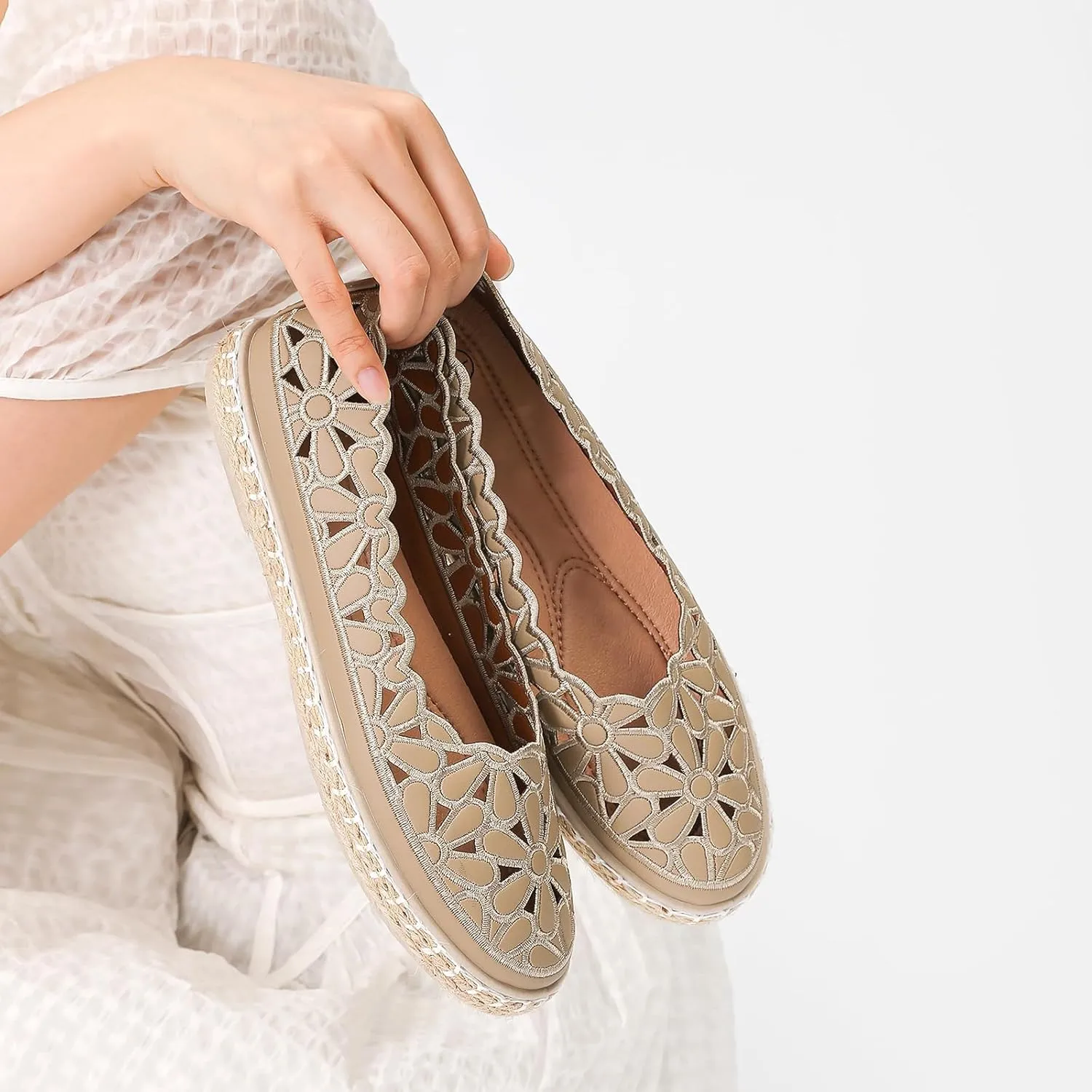 HEAWISH Women??s Ballet Flat Daisy Round Toe Dress Shoes Casual Slip On Rope Loafer