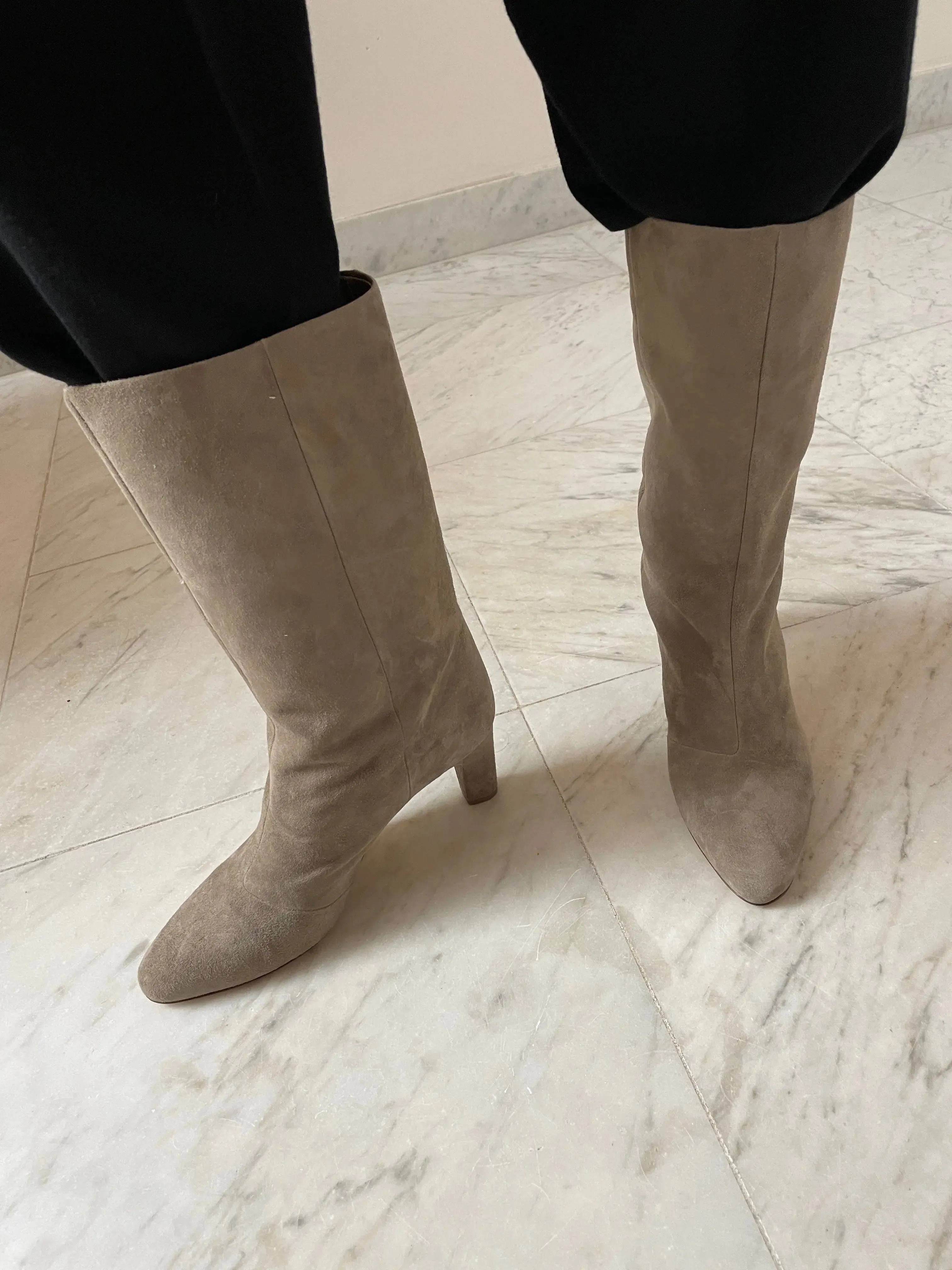 Sandra Boot, Ash Suede