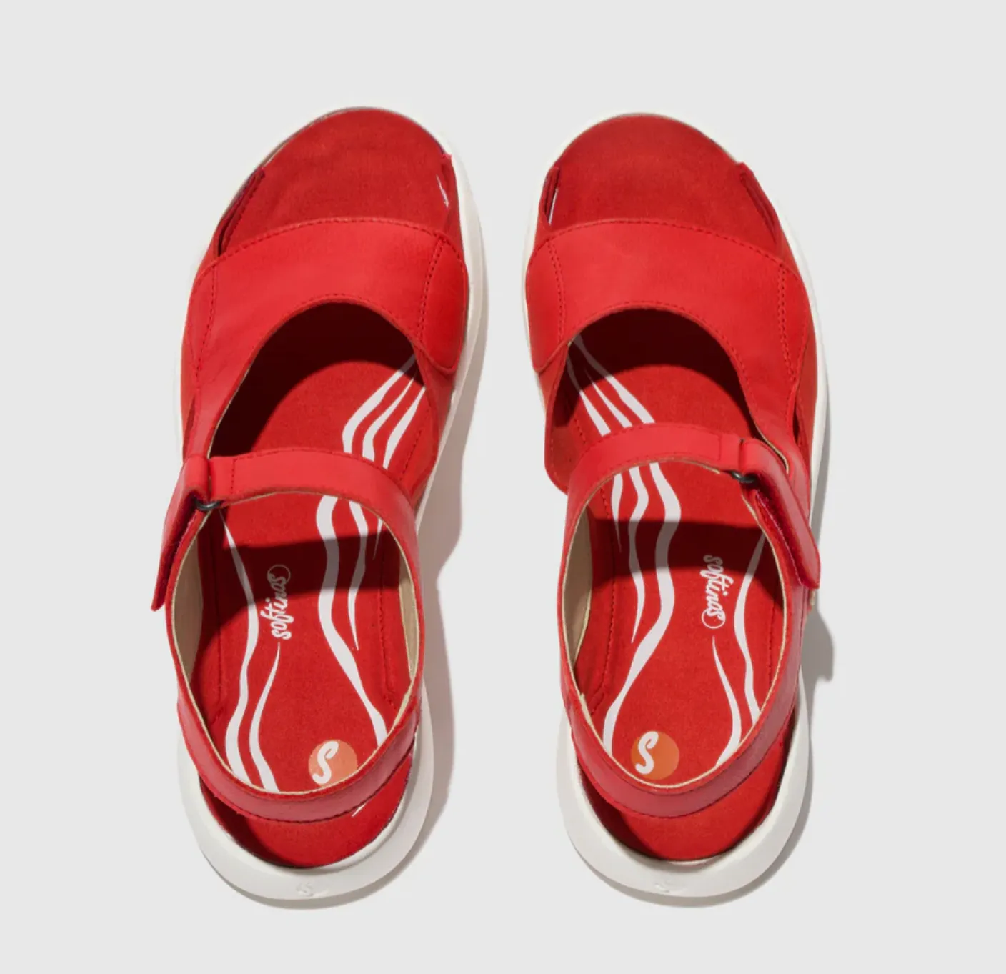 Softinos "Weal" Cherry Red - Leather Sandal