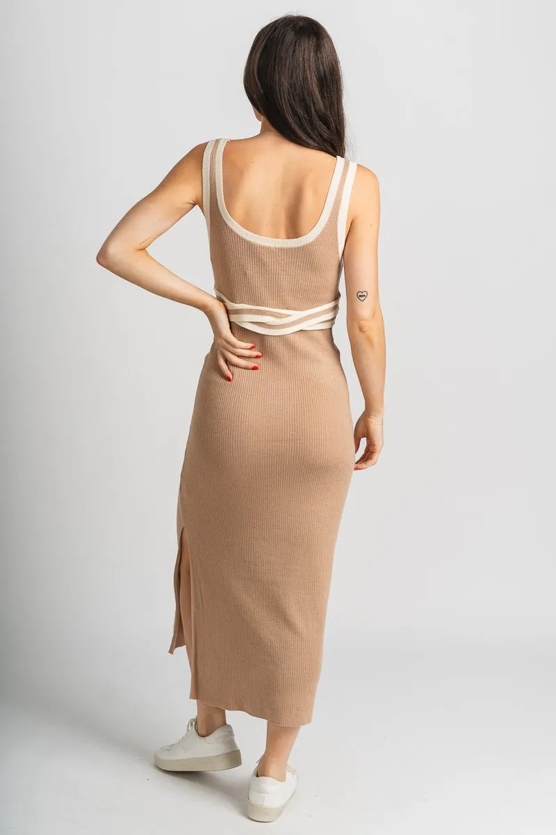 Square neck midi dress tan