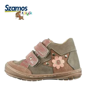 Szamos kid girl sneakers grey with pink sole and velcro straps flower in star decor toddler/little kid size