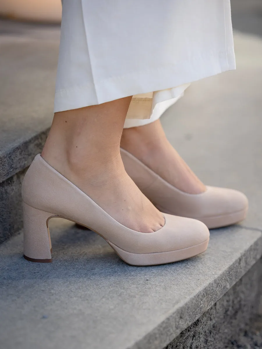 Unisa Malik nude semsket pumps med plat