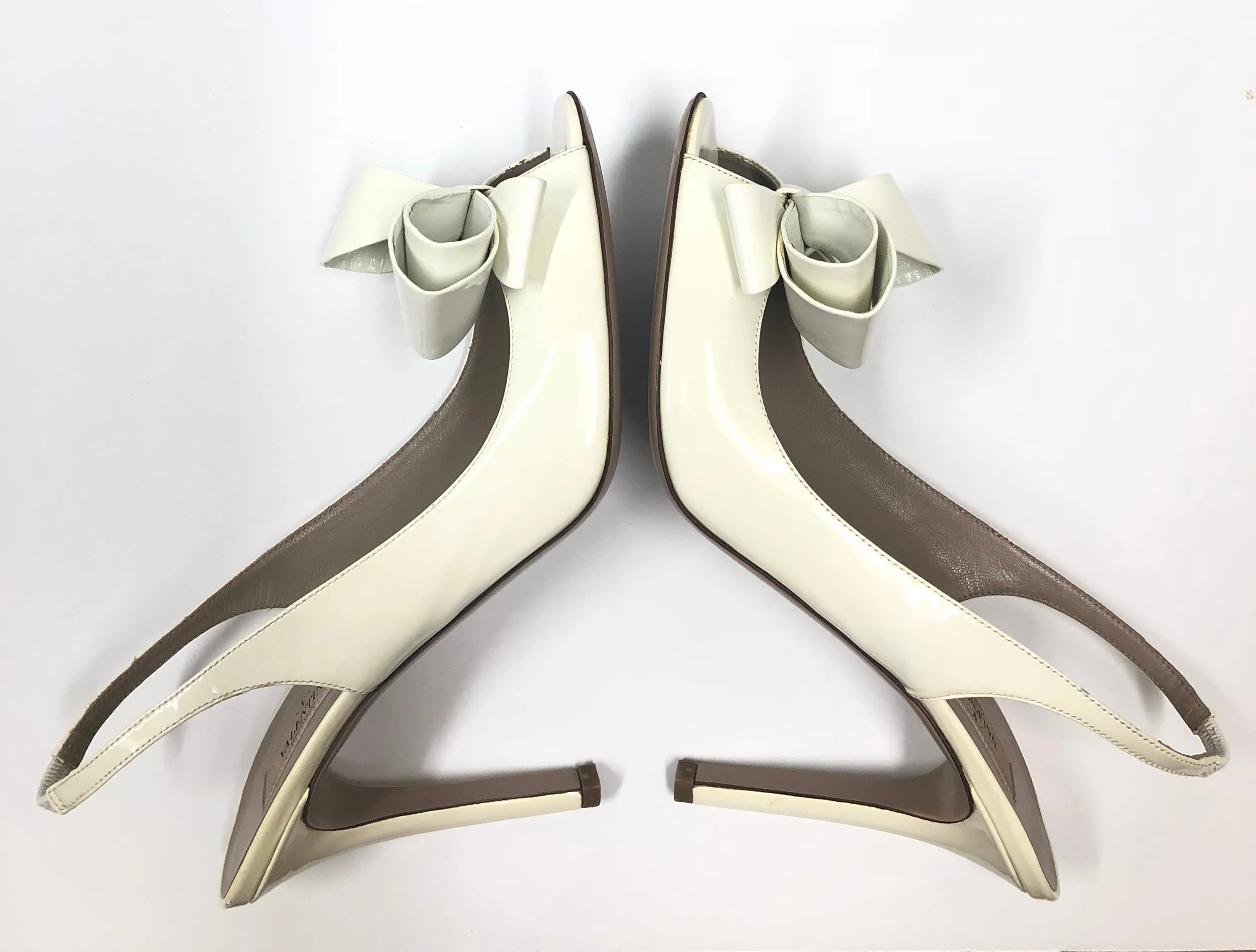 VALENTINO BOW PATENT LEATHER SLINGBACK PEEP TOE SIZE 40