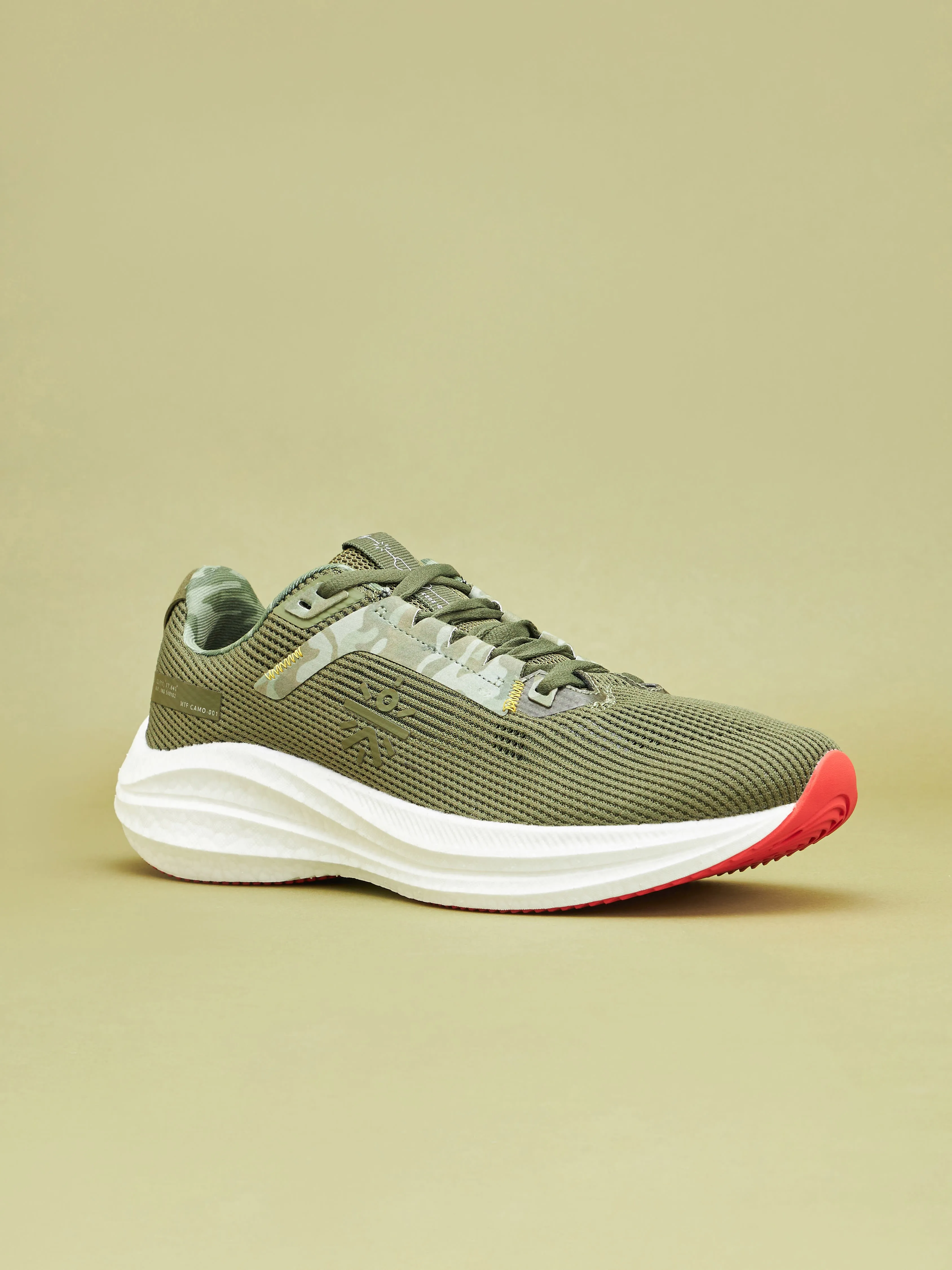 Versa DFNDR Men Running Shoes - Olive