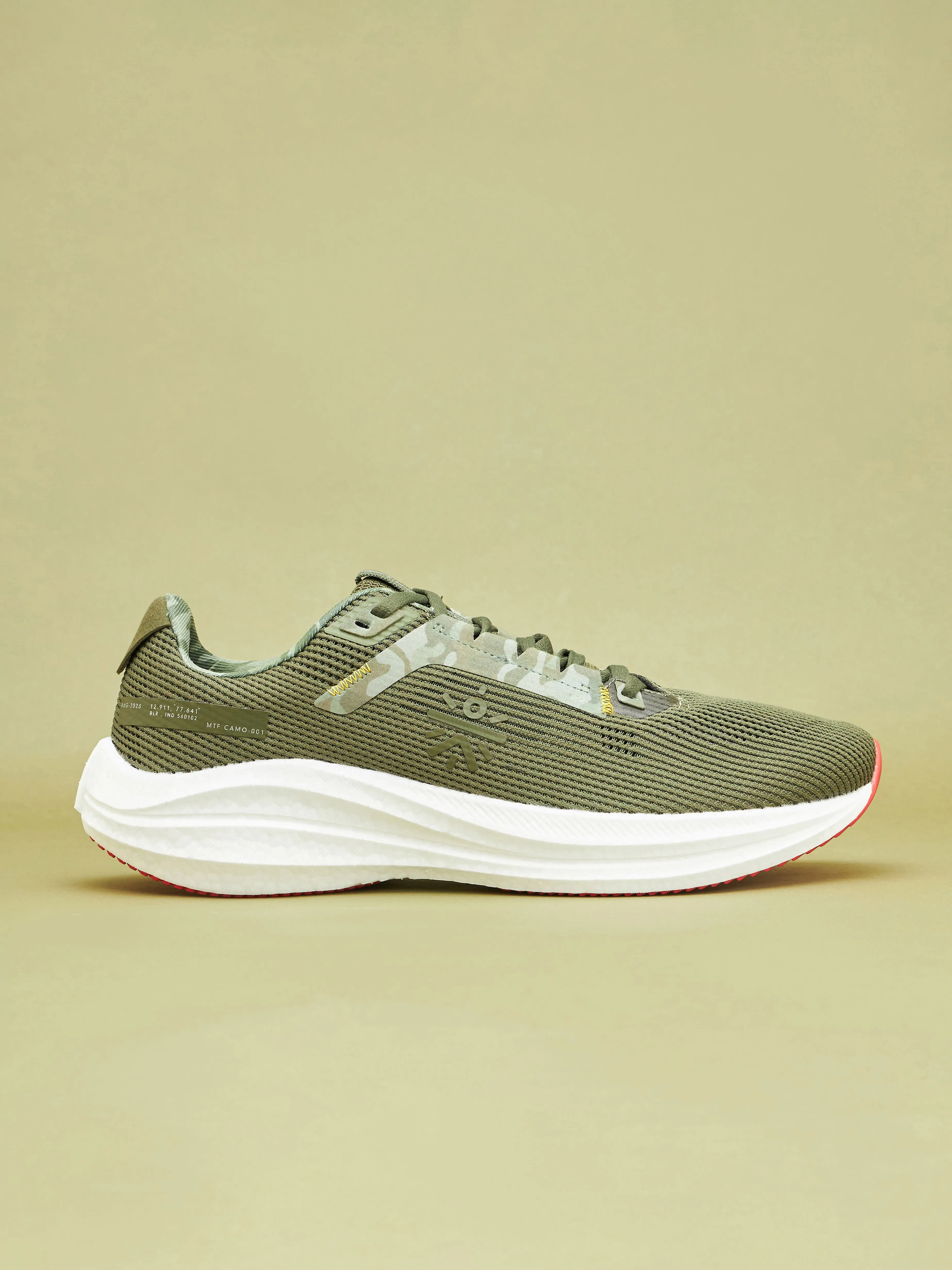 Versa DFNDR Men Running Shoes - Olive