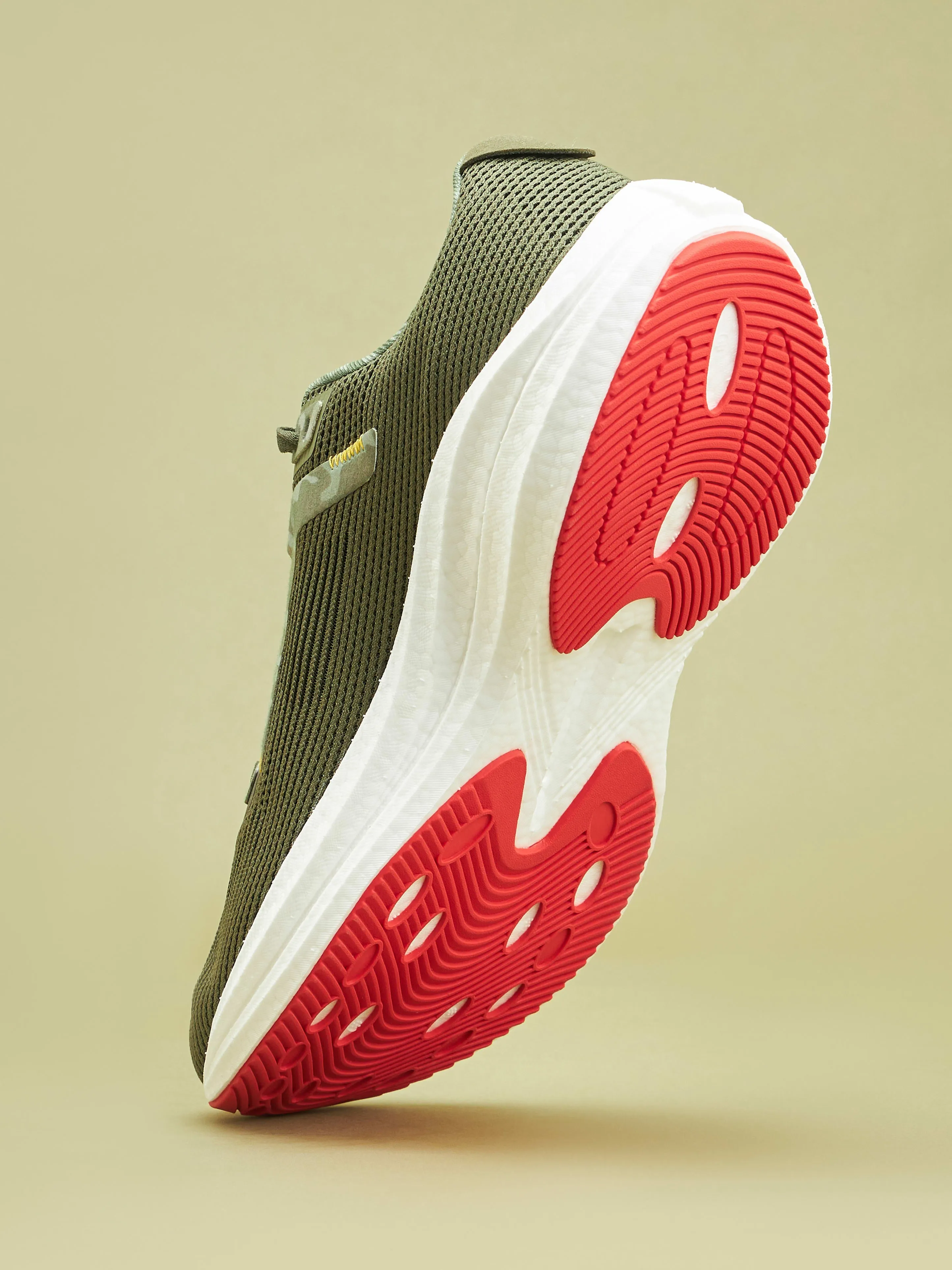 Versa DFNDR Men Running Shoes - Olive